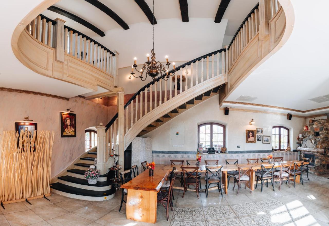 Kastely Grof Zichy Hotel Haniska Екстериор снимка