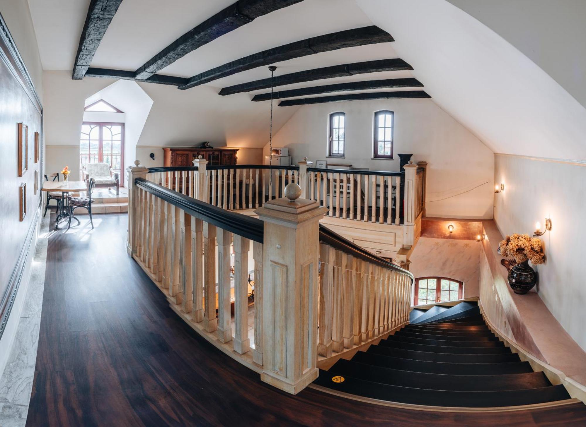 Kastely Grof Zichy Hotel Haniska Екстериор снимка