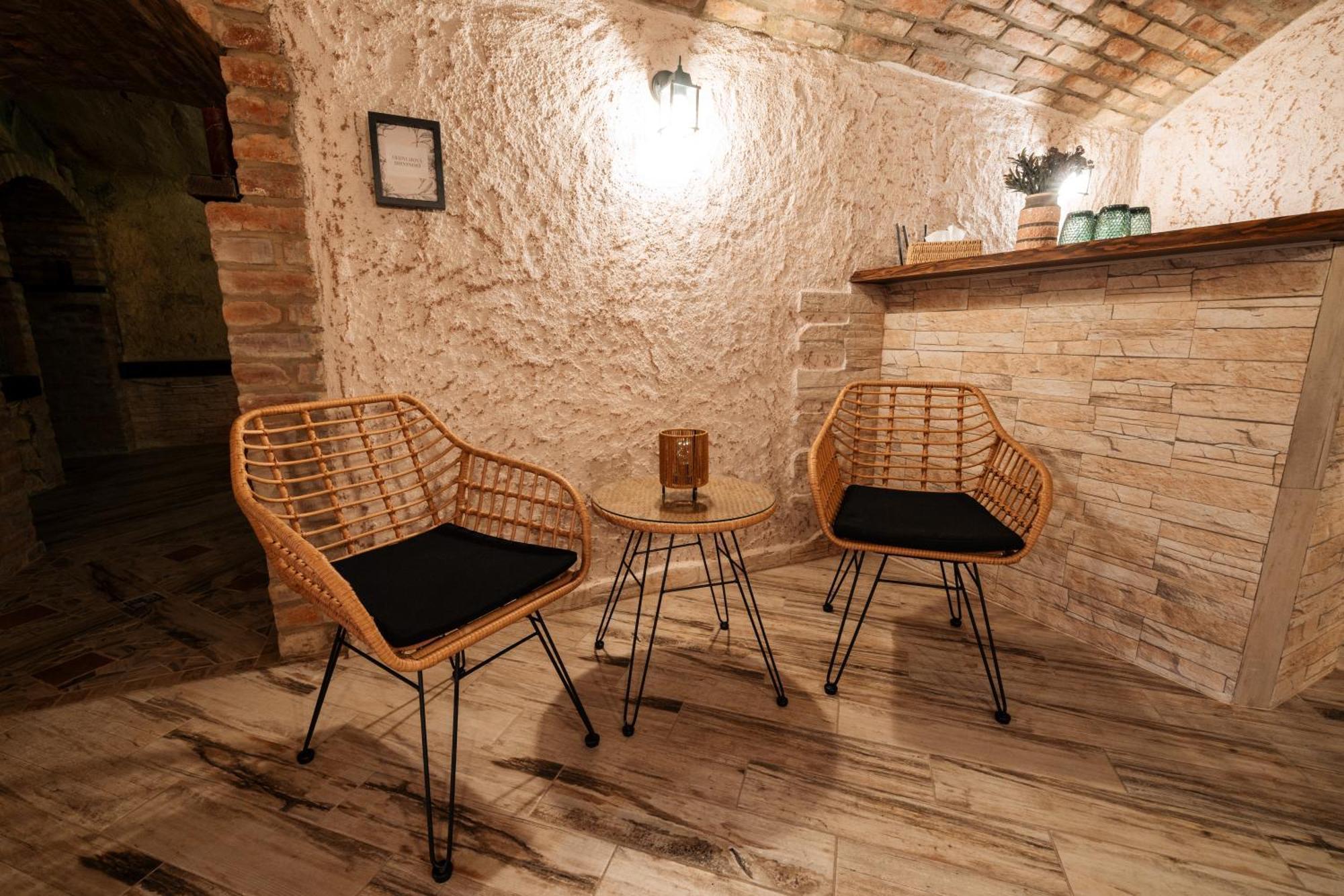 Kastely Grof Zichy Hotel Haniska Екстериор снимка